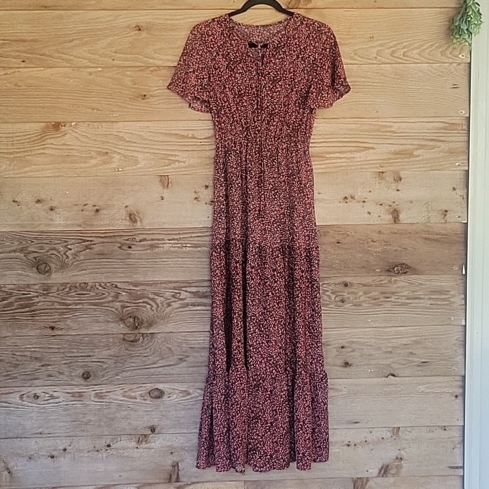 Shein Size 4 Black Maxi Dress with Allover Floral Print